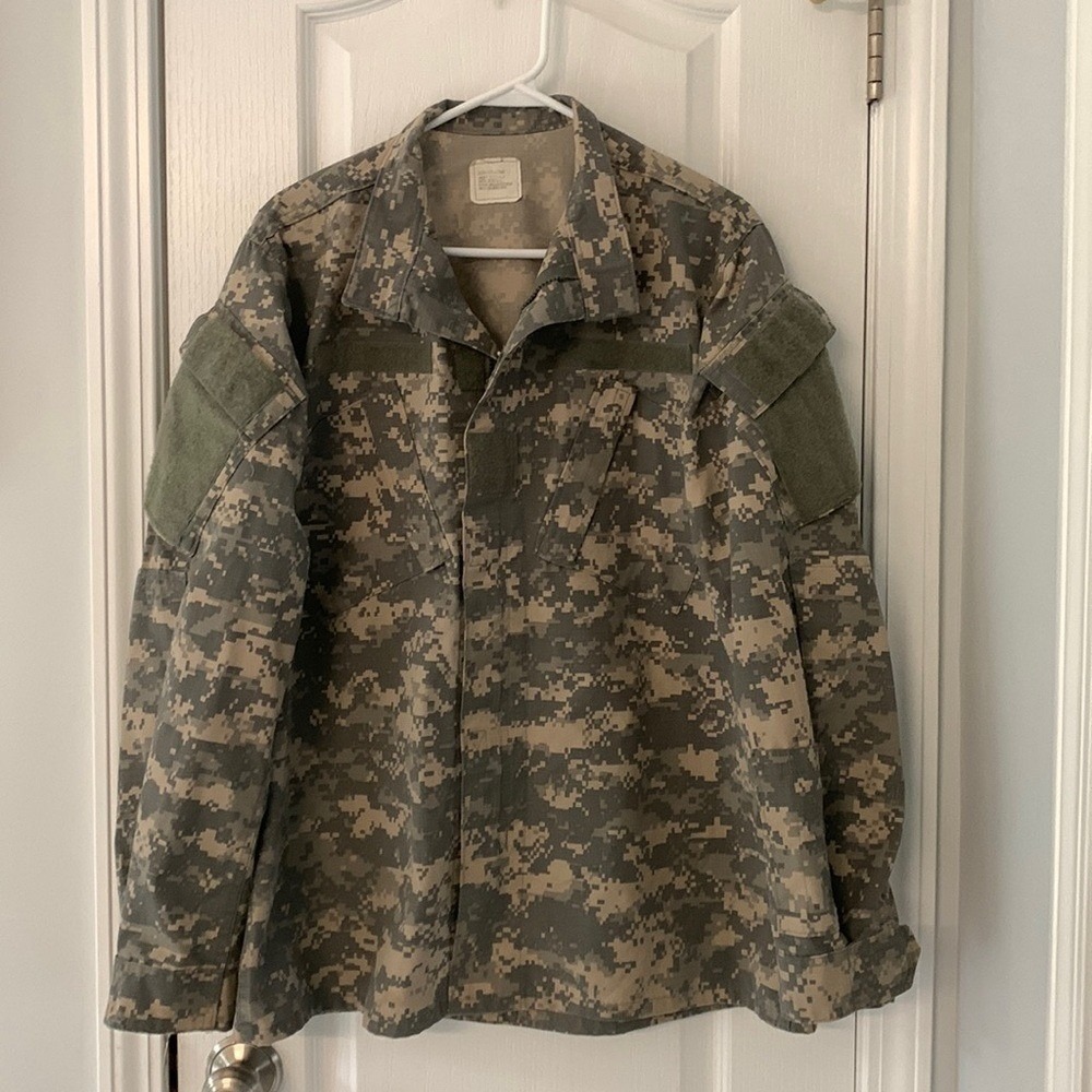 US‎ Army Jacket camo size M long green tan military